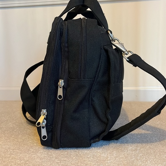 Reebok 76ers Briefcase / Laptop Bag - Picture 4 of 8